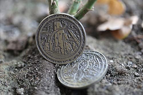 Cthulhu Poker Cards Collection Playing Cards Rare Limited Poker Cards Gift for Men or Women, Great for Cardistry,Card Games and Party (1 PC Metal Coin)