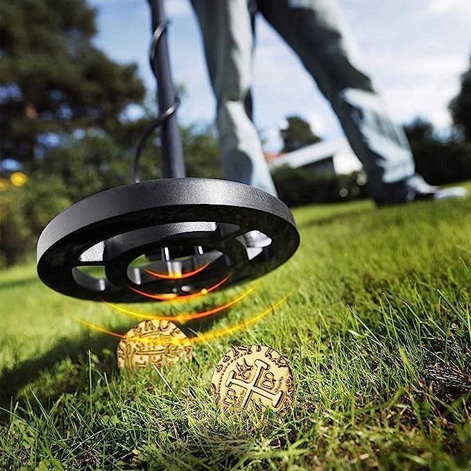 Large Metal Pirate Coins - 35 Rose Gold Treasure Coin Set, Metal Replica Spanish Doubloons for Board Games, Tokens, Toys, Cosplay - Realistic Money Imitation, Pirate Treasure Chest - Size 0,98"