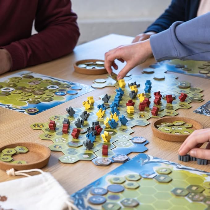 Looot - Pillage and Raid to Become Leader of The Vikings | Kenner Spiel Nominated for 2025 | Casual Strategy Game Night | Ages 10+ | 2 to 4 Players | 45 Minutes