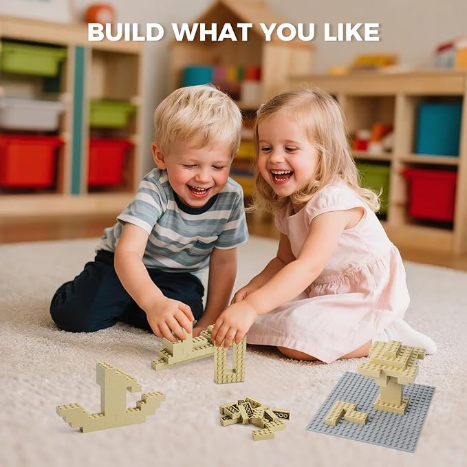 500 Piece Classic Building Bricks and 1 Gray Baseplate, 2x4 Bricks Bulk Creative Building Toys, Blocks Bulk for Kids Ages 6+, Sand