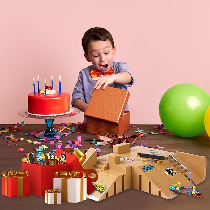 Fingerboard Skate Park Kit - Finger Skateboard Ramp Set with 8 Skatepark Deck Ramp and 4 Finger Skateboards, Astronaut Customization Fingerboard Skatepark for Boys Girls Gift