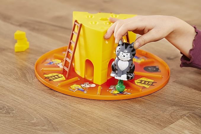 Ravensburger Miam Miaou - La Race aux fromages - First Board Game for Children - Fun evolutive Cooperative Course - 2 to 4 Players from 3 Years Old - Mixed - 20818 - French Version