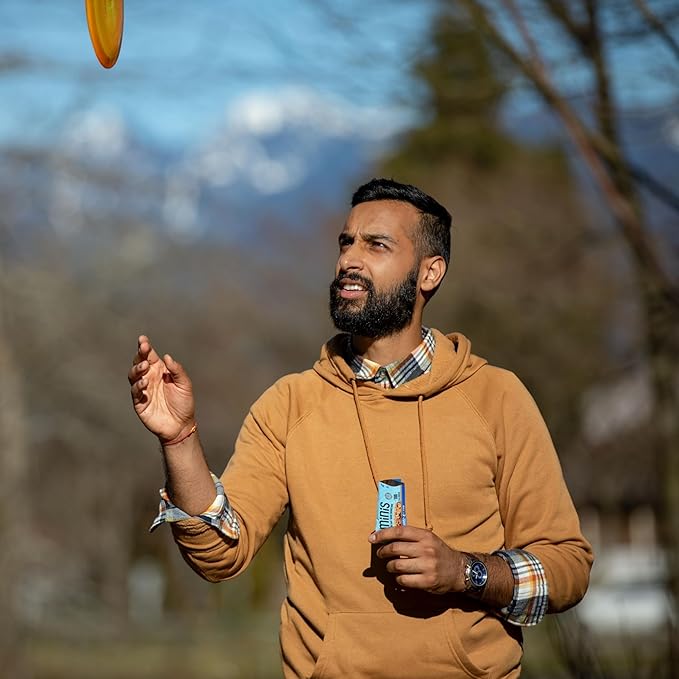 CLIF BAR Minis - Chocolate Brownie Flavor - Made with Organic Oats - 4g Protein - Non-GMO - Plant Based - Snack-Size Energy Bars - 0.99 oz. (20 Pack)