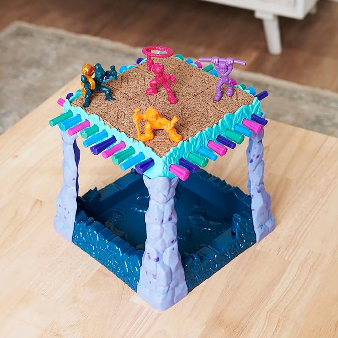 Spin Master Games Sink N’ Sand, Midnight Jungle Amazon Exclusive Kids Board Game with Kinetic Sand for Sensory Fun Gift Idea, for Preschoolers and Kids Ages 4 and up