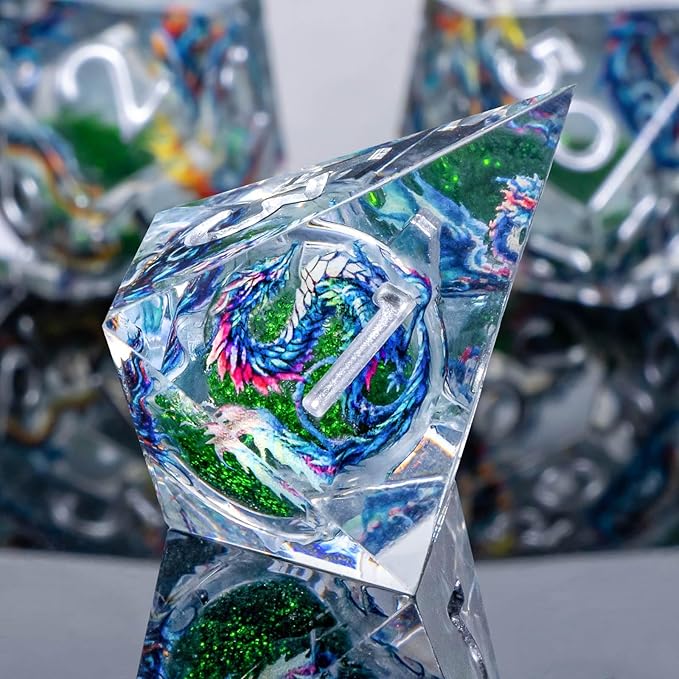 Dragon Pattern Liquid Core DND Dice Set, 7Pcs Resin Sharp Edge D&D Dice with Gift Box, Green Dungeons Dragons D and D Role Playing Game Dice D20 D12 D10 D8 D6 D4