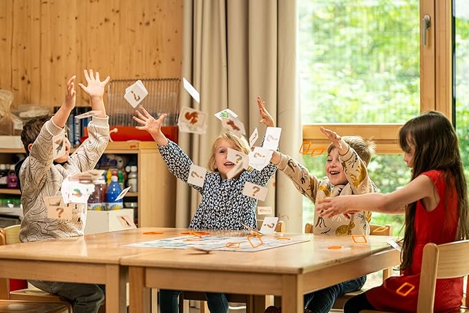 Concept Kids Animals - Cooperative Animal Guessing Game for Children! Fun Family Board Game for Kids & Adults, Ages 4+, 2-12 Players, 20 Minute Playtime, Made by Repos Production