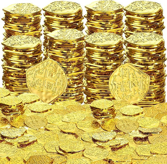 Hanaive 800 Pcs Plastic Pirate Coin Gold Treasure Spanish Doubloon Fake St. Patricks Toy Coin for Kids Board Games Pirate Party Cosplay Teachers Classroom Reward(Gold)