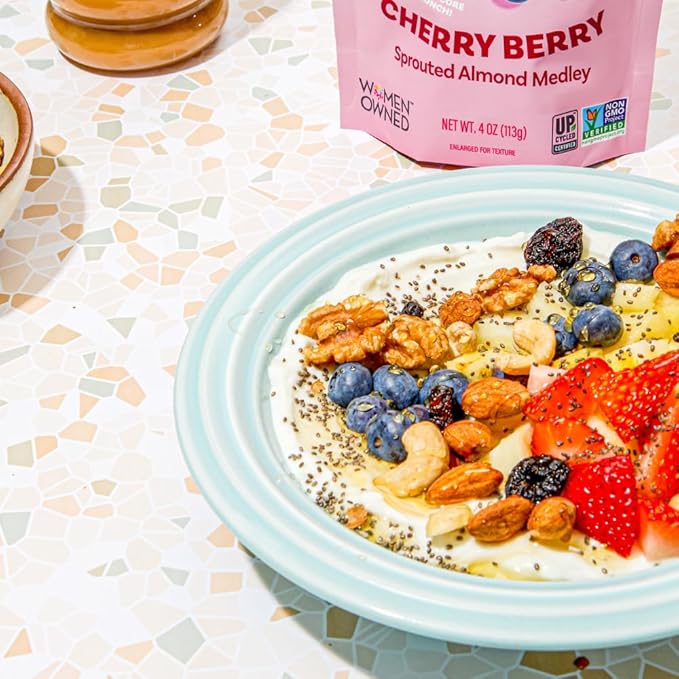 Daily Crunch, Zero Seed Oils, Gluten Free, 4oz (6 Pack, Cherry Berry)