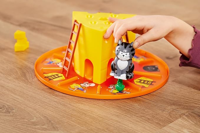 Ravensburger Miam Miaou - La Race aux fromages - First Board Game for Children - Fun evolutive Cooperative Course - 2 to 4 Players from 3 Years Old - Mixed - 20818 - French Version