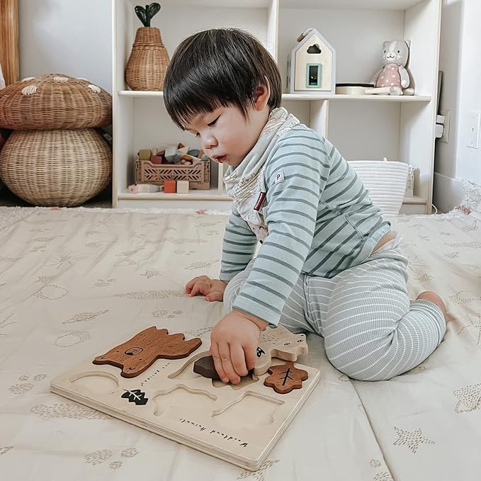 Wee Gallery Wooden Tray Puzzle Woodland Animals, Montessori Toy for Toddlers and Preschoolers for Early Learning and Fine Motor Skill Development, Sustainable Educational Puzzle for Kids