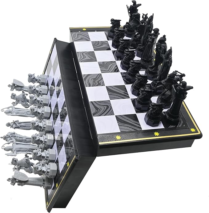 LEXiBOOK - Harry Potter Chess Games, Magnetic and Foldable Chess Board, 32 Pieces, Family Game, CGM300HP