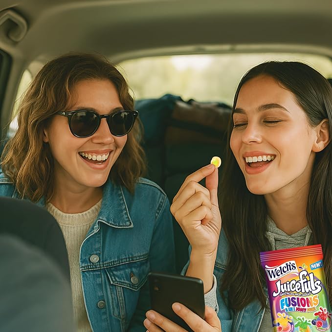 Welch's Fruit Snacks, Juicefuls Fusions, Assorted Fruit Flavor, Bulk Pack, Gluten Free, Natural Colors & Flavors, 4oz (Pack of 12)