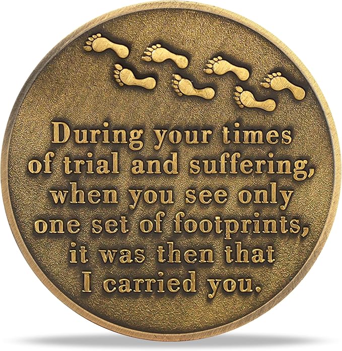 Beach Footprints Religious Coin – Inspirational Bible Verse Medallion for Faith-Based Gifts, Spiritual Encouragement for Men & Women