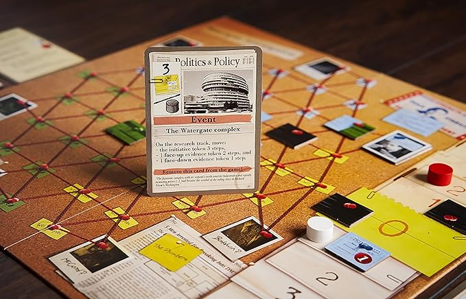 Watergate, Strategy Board Game, History of Watergate Included, 2-Player Game of The Year 2019, Ages 12 and Up, 30-60 Minute Playtime, Cover Color May Vary