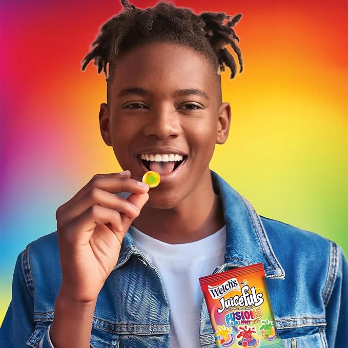 Welch's Fruit Snacks, Juicefuls Fusions, Assorted Fruit Flavor, Bulk Pack, Gluten Free, Natural Colors & Flavors, 0.8oz (Pack of 50)