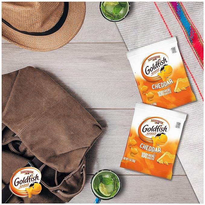 Pepperidge Farm Goldfish Cheddar Crackers, 1.5 oz. Snack Packs, 30 Count